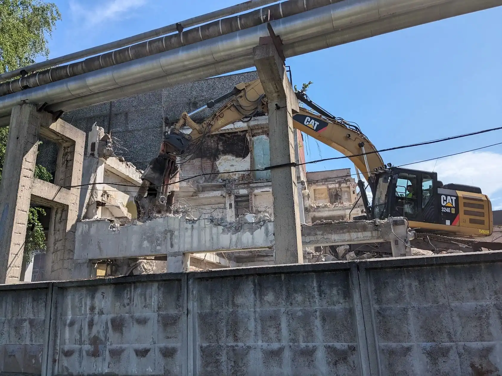 Demolition of industrial objects